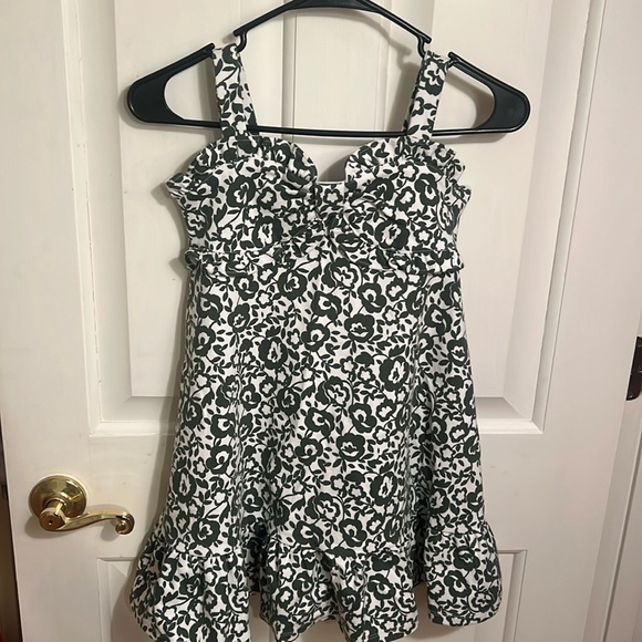 Janie and Jack Other - Janie & Jack green and white floral dress. Size 7